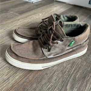 Sanuk Chukka Boots Size 10